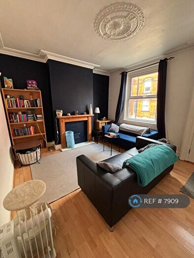 3 Bedroom Terraced House To Rent In Granby Grove, West Yorkshire, LS6