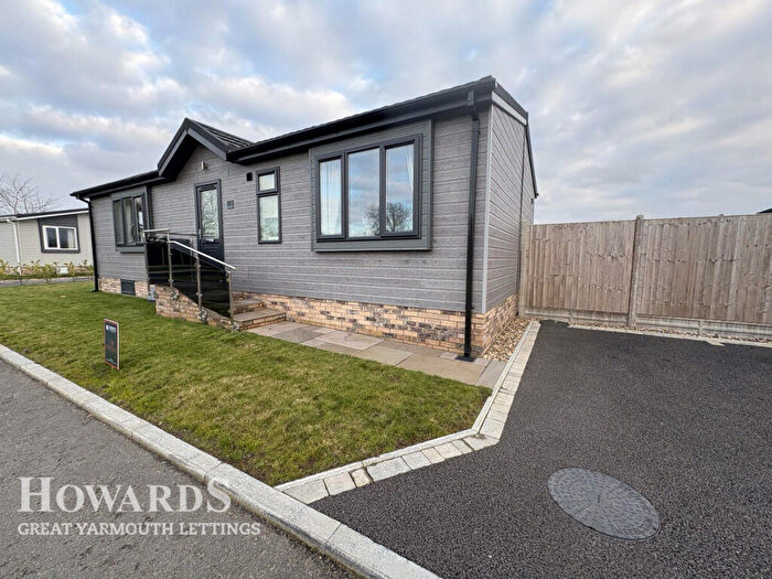 2 Bedroom Lodge To Rent In Belton Country Park, Great Yarmouth, NR31