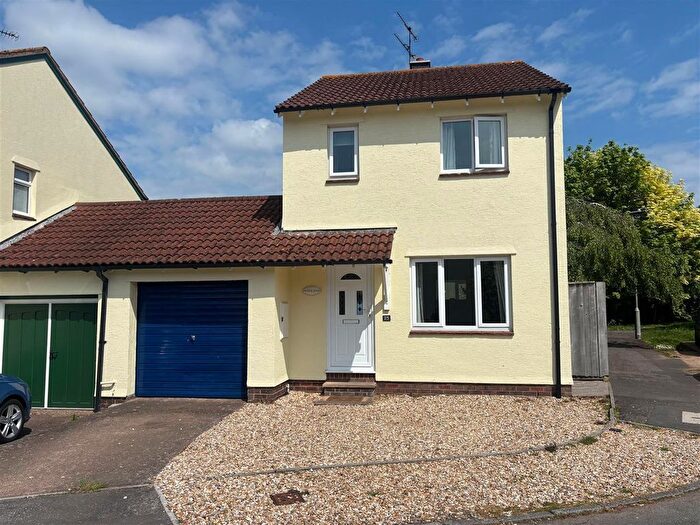 4 Bedroom Detached House For Sale In Brent Close, Woodbury, EX5