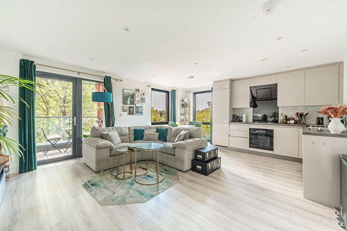 1 Bedroom Flat To Rent In High Street, Wealdstone, HA3
