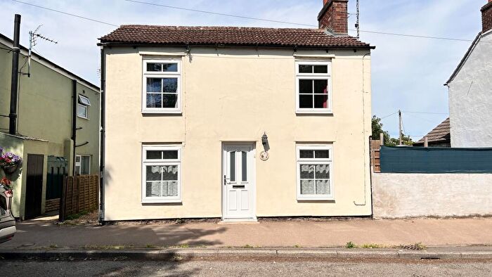 2 Bedroom Cottage For Sale In Eastfield Cottage, Rectory Road, Tydd St Mary, Spalding, Lincolnshire, PE13