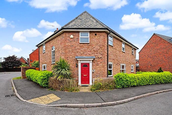 4 Bedroom Detached House For Sale In Crowsfurlong, Coton Meadows, Rugby, CV23