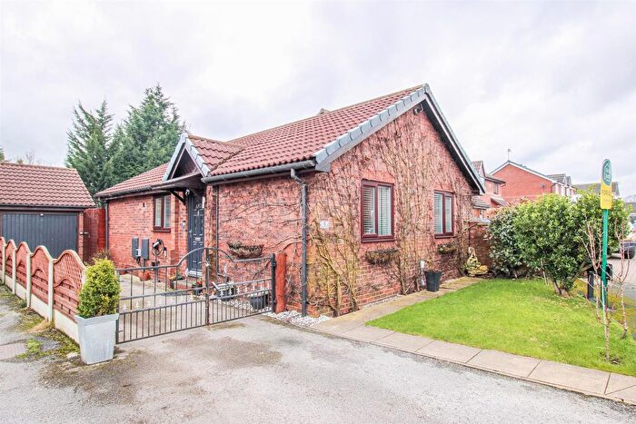 2 Bedroom Detached Bungalow For Sale In Eskdale Court, Altofts, Normanton, WF6