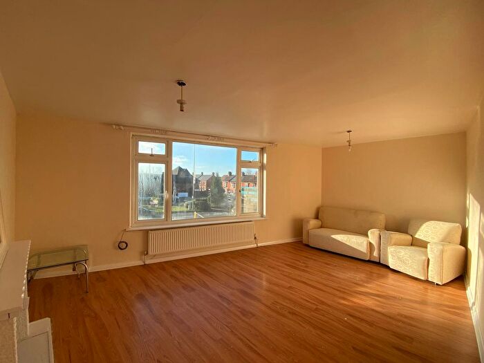 2 Bedroom Flat To Rent In Stoughton Road, Oadby, LE2