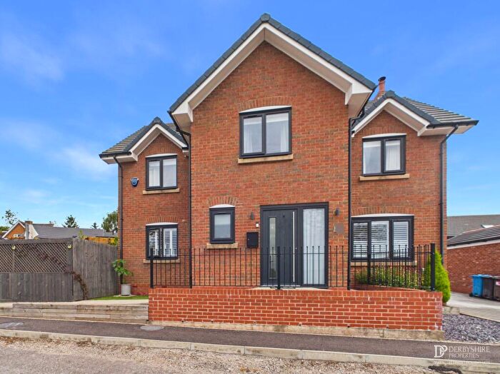 4 Bedroom Detached House For Sale In White Hart Close, West Hallam, DE7