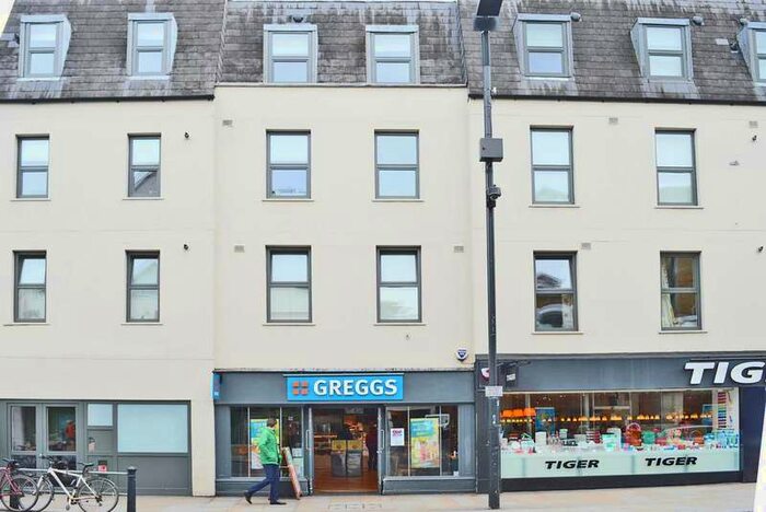 1 Bedroom Apartment To Rent In The Quadrant, Richmond, TW9