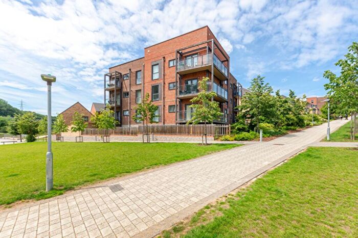 2 Bedroom Apartment For Sale In Lancaster Close, Ebbsfleet Valley, Castle Hill, DA10