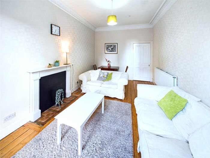2 Bedroom Apartment To Rent In Smithfield Street, Gorgie, Edinburgh, EH11