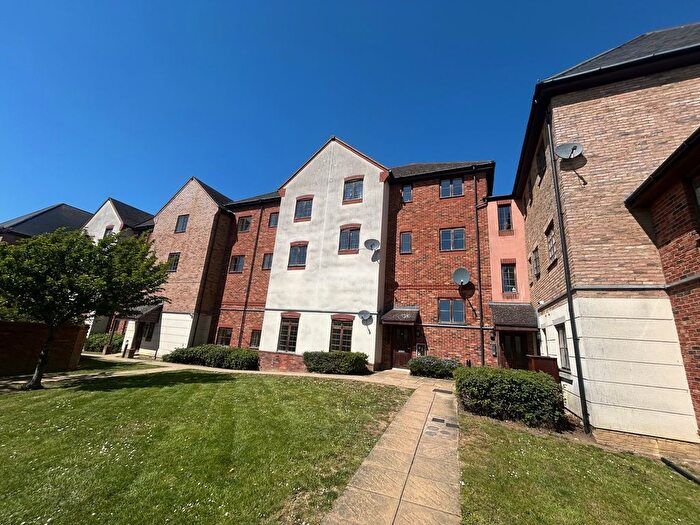 2 Bedroom Flat To Rent In Maida Vale, Milton Keynes, MK10