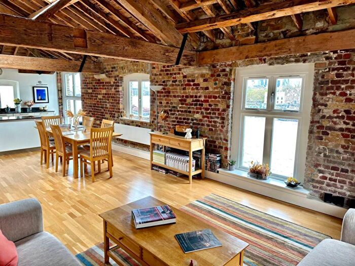 3 Bedroom Penthouse For Sale In Rotherhithe Street, Rotherhithe, London, SE16