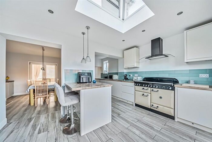 4 Bedroom End Of Terrace House For Sale In Margate Road, Ramsgate, CT12