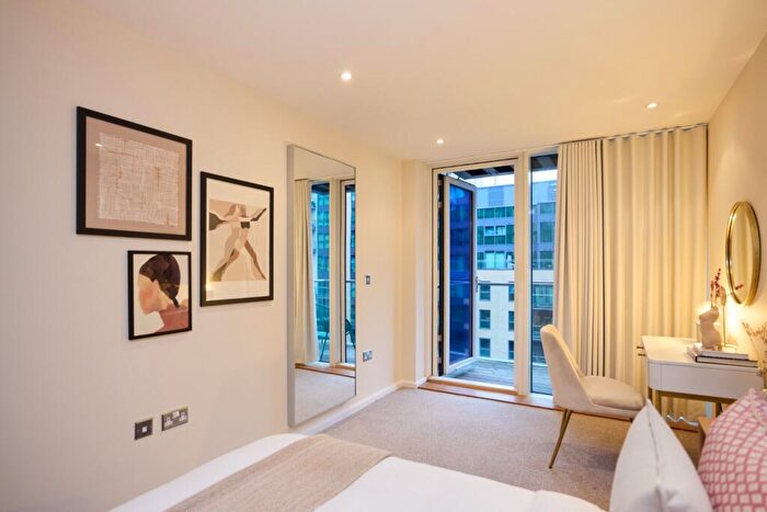 1 Bedroom Flat For Sale In Ability Place, Millharbour, London, Greater London, E14