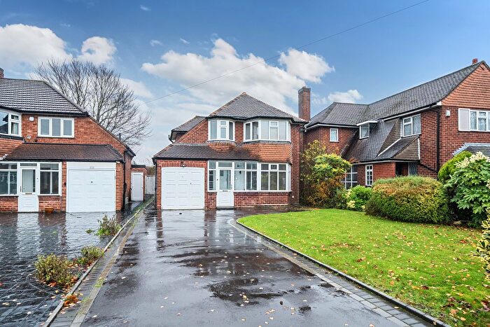 3 Bedroom Detached House To Rent In Thorney Road, Sutton Coldfield, B74