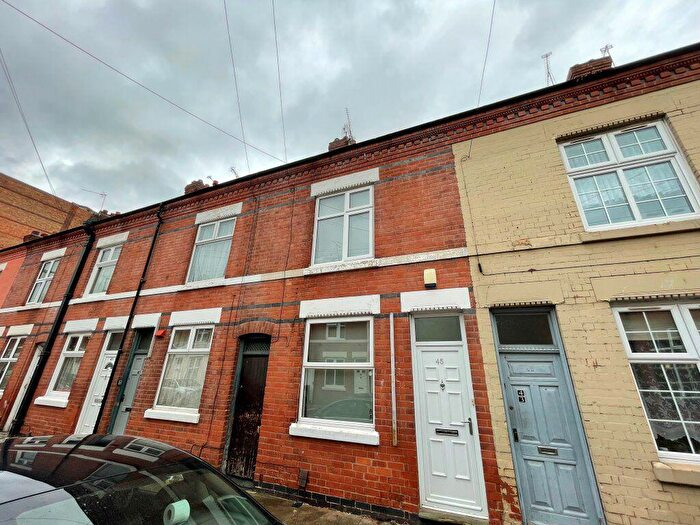 4 Bedroom Terraced House To Rent In Ullswater Street, Leicester, LE2