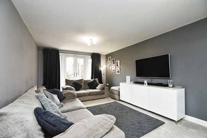 3 Bedroom Semi-Detached House For Sale In Woodland Close, Stratton St. Margaret, Swindon, SN25