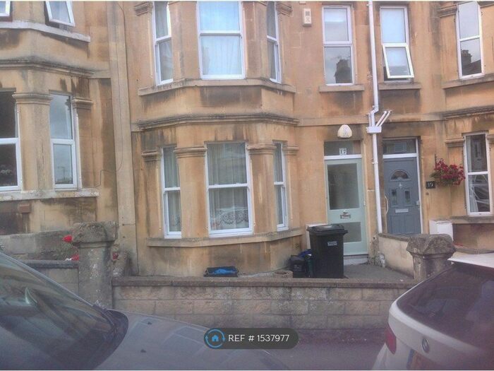 4 Bedroom Terraced House To Rent In Winchester Road, Bath, BA2