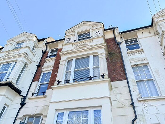 1 Bedroom Flat To Rent In St Johns Road, St Leonards, TN37