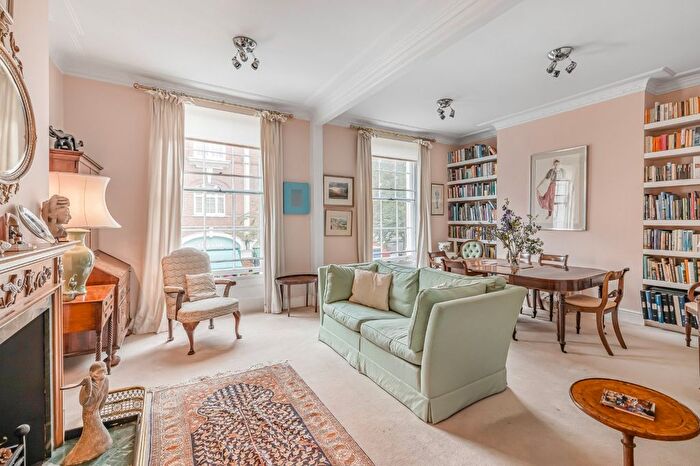 2 Bedroom Flat For Sale In Eccleston Street, Belgravia, London, SW1W