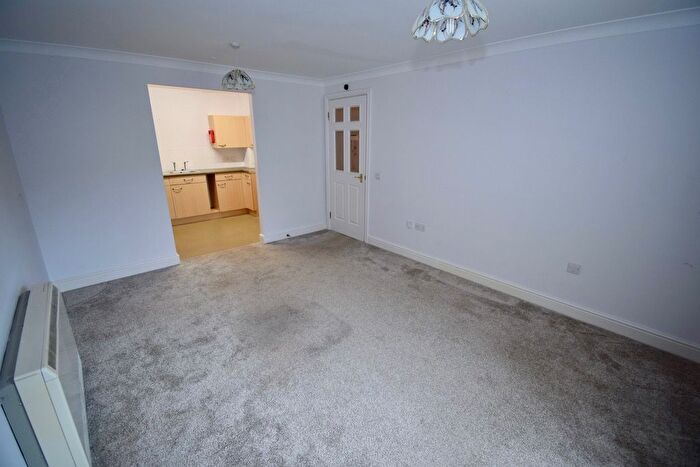 2 Bedroom Flat To Rent In Boundary Court, Bishop Auckland, DL14