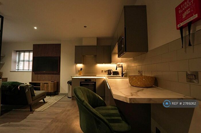 Studio To Rent In Tankerville Place, Newcastle Upon Tyne, NE2