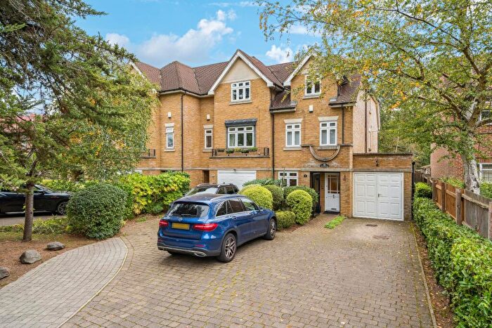 4 Bedroom Semi Detached House For Sale In Ducks Hill Road, Northwood, HA6