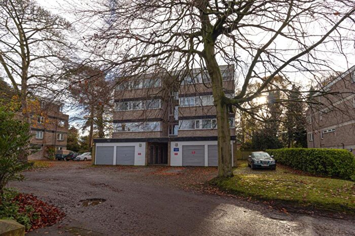 2 Bedroom Flat To Rent In Windsor House, Old Vicarage Lane, CW8