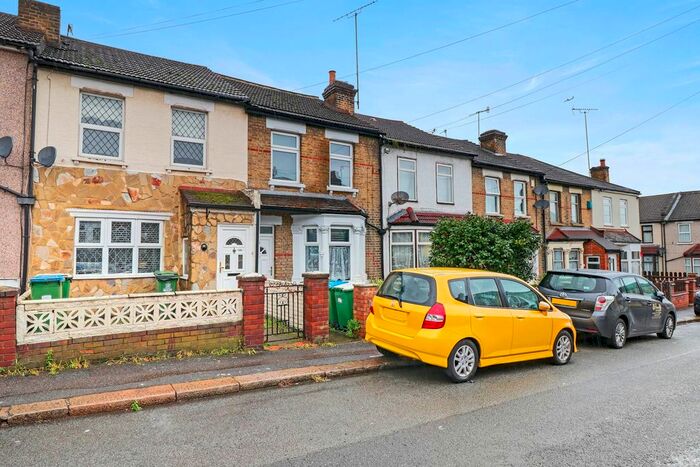 2 Bedroom Terraced House To Rent In Coleman Road, Belvedere, DA17