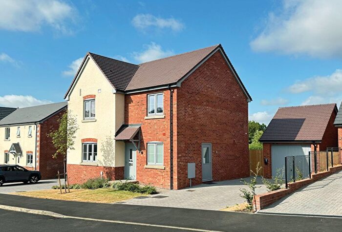 4 Bedroom Detached House For Sale In Three Willows Close, Fownhope, Herefordshire, HR1