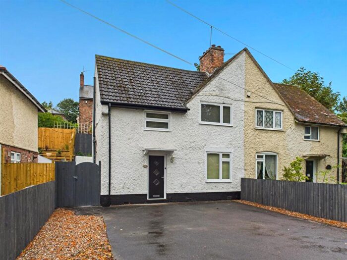 3 Bedroom Semi-Detached House To Rent In Valley Road, Sherwood, Nottingham, NG5