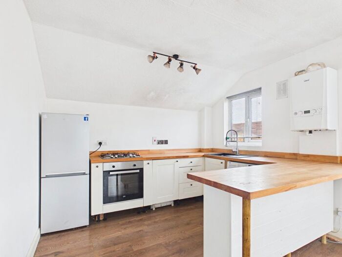 1 Bedroom Flat To Rent In Larkham Close, Feltham, TW13