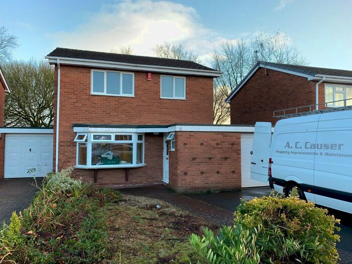 3 Bedroom Detached House To Rent In St. James Crescent, Stirchley, Telford TF3