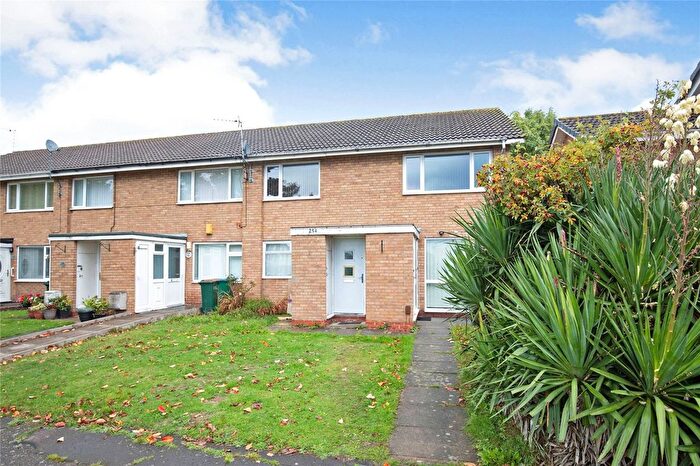 2 Bedroom Maisonette For Sale In Woodway Lane, Coventry, CV2