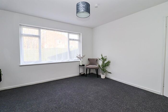 2 Bedroom Detached Bungalow For Sale In Church Vale Road, Bexhill-On-Sea, TN40