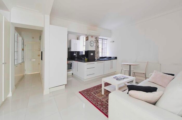 1 Bedroom Flat To Rent In Grosvenor Street, Mayfair, London, W1K