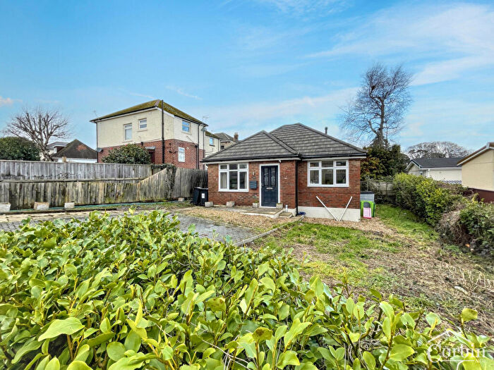 2 Bedroom Detached Bungalow For Sale In Barnes Road, Bournemouth, BH10