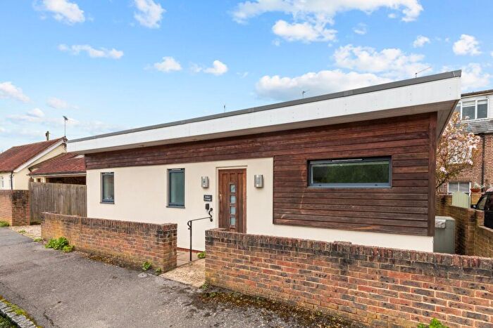 2 Bedroom Bungalow To Rent In Munster Green, Barcombe, Lewes, East Sussex, BN8