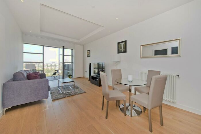 1 Bedroom Apartment To Rent In Kent Building, London City Island, E14