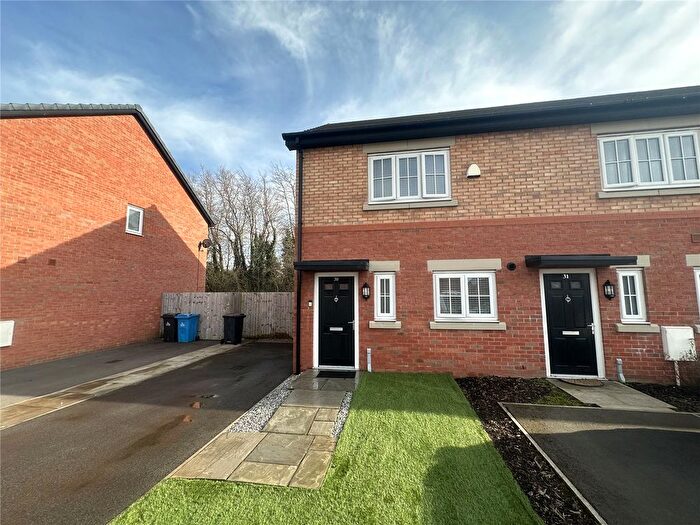 2 Bedroom End Of Terrace House For Sale In Grove Street, Widnes, Cheshire, WA8
