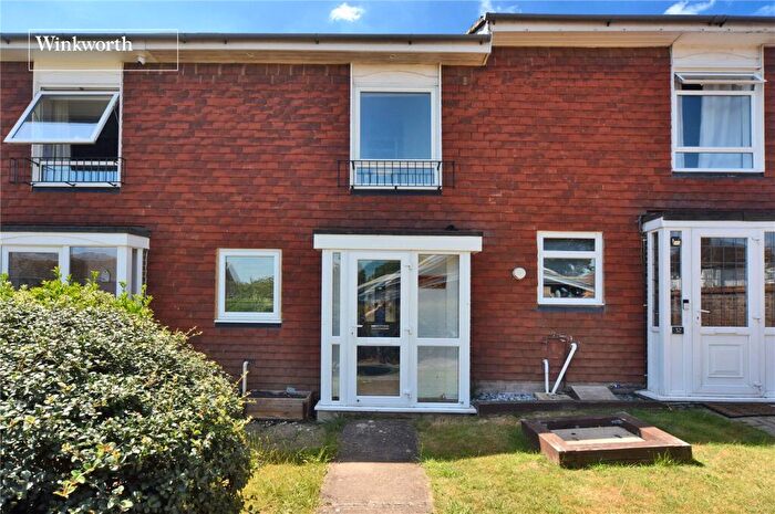 3 Bedroom Terraced House To Rent In Southwood Close, Worcester Park, KT4