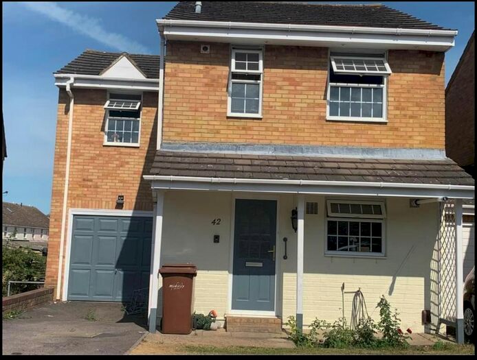 5 Bedroom Link Detached House To Rent In Heritage Drive, Darland, Gillingham, ME7