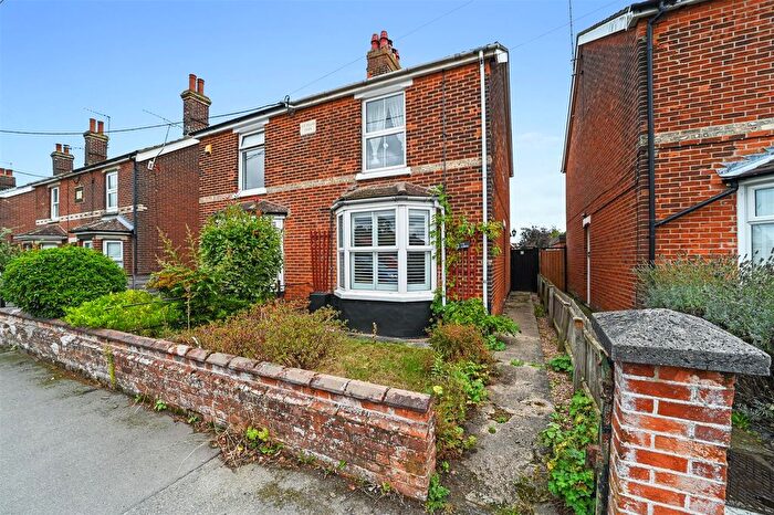 2 Bedroom Semi Detached House For Sale In Brantham Hill, Brantham, CO11