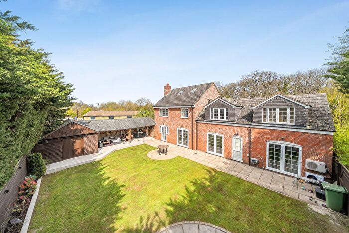 6 Bedroom Detached House For Sale In Braydon, Swindon, SN5