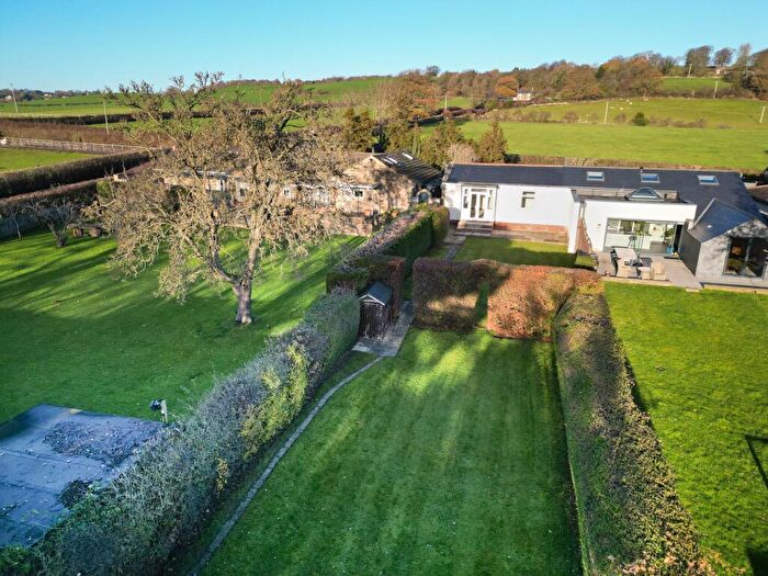 2 Bedroom Bungalow For Sale In Spring Lane, Kearby, LS22