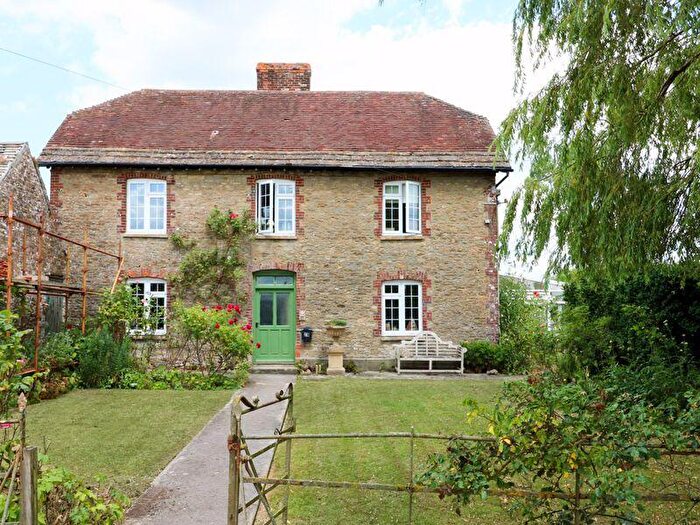 4 Bedroom Detached House To Rent In **Available Early December **, BA9