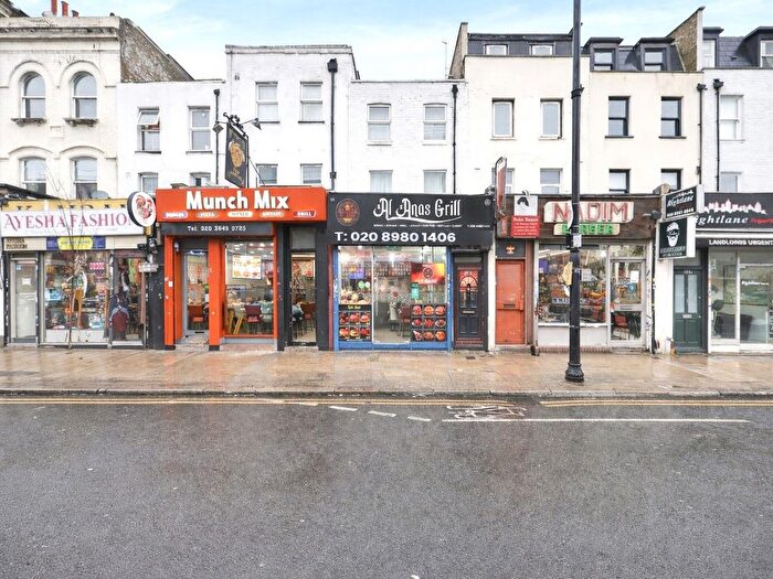 3 Bedroom Terraced House For Sale In Roman Road, London, E2