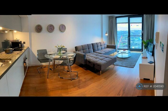 1 Bedroom Penthouse To Rent In City Lofts St. Pauls, Sheffield, S1