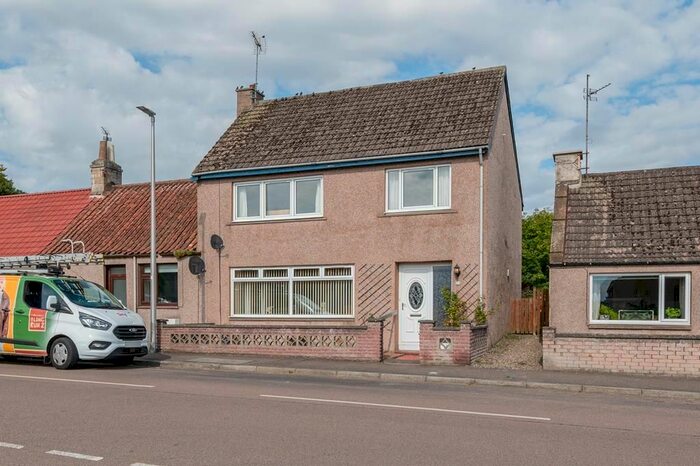 4 Bedroom End Of Terrace House For Sale In Main Street, Springfield, Cupar, KY15