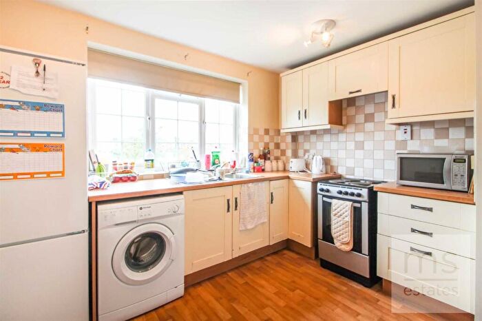 2 Bedroom Flat To Rent In £pppw Derby Road, Lenton, Nottingham, NG7