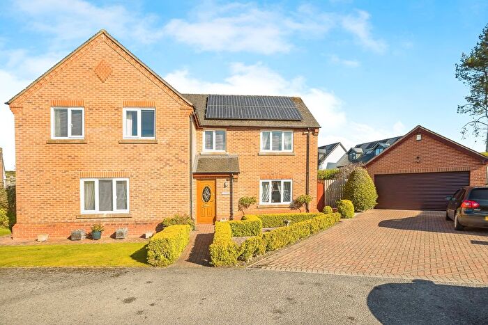 5 Bedroom Property For Sale In Main Road, Sychdyn, Mold, Flintshire, CH7