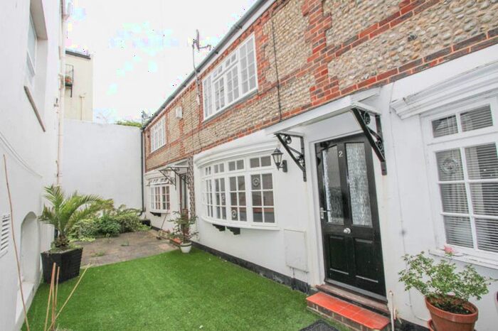 2 Bedroom Terraced House To Rent In College Mews, A College Road, Brighton, BN2